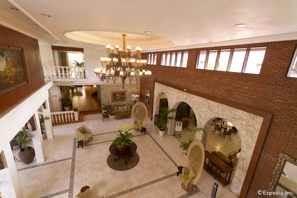 Montebello Villa Hotel — Cebu City — photo 3