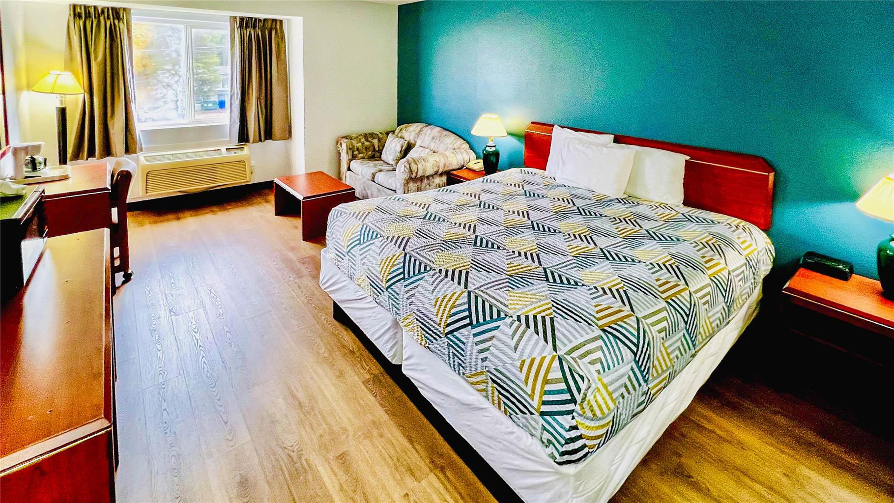 Studio 6 Suites Portland OR I 5 OHSU - photo 12