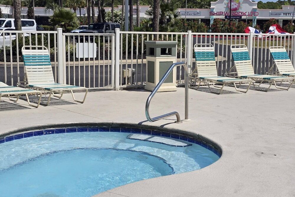 Long Beach Resort Tower 1 Unit 1303 - photo 12