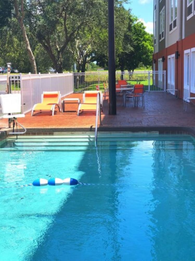 Holiday Inn Express Venice by IHG - photo 23