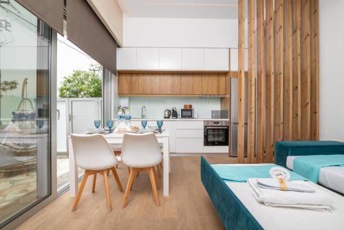 Hyacinthus Executive Suite 5 Min to BEACH — 4-Star Luxury Hotel in Kos, Greece