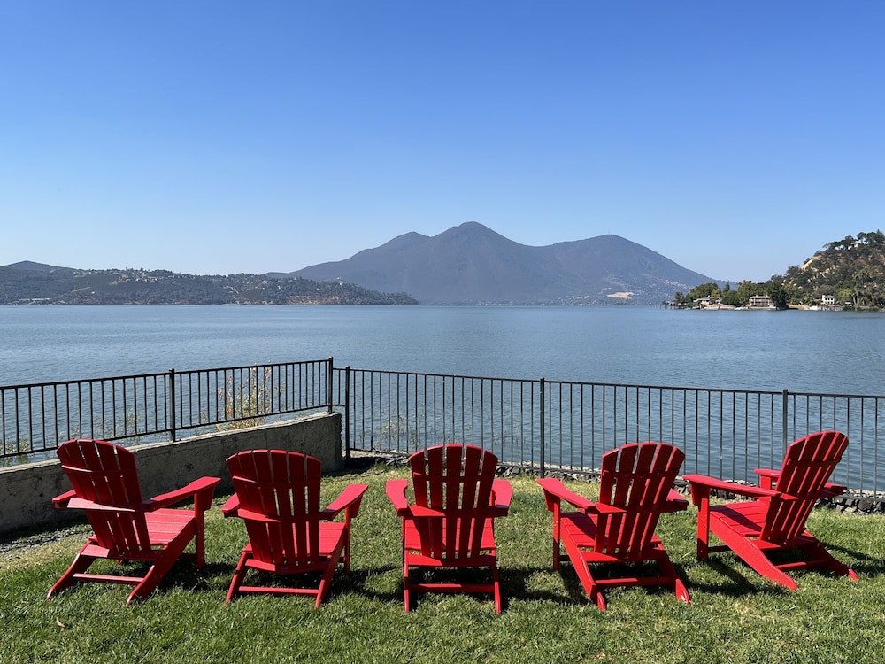 Clear Lake Cottages & Marina — hotel in Clearlake