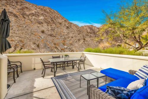 Relaxing Desert Oasis with Magnificent Mountain Views — 4-Star Luxury Hotel in La Quinta, United States