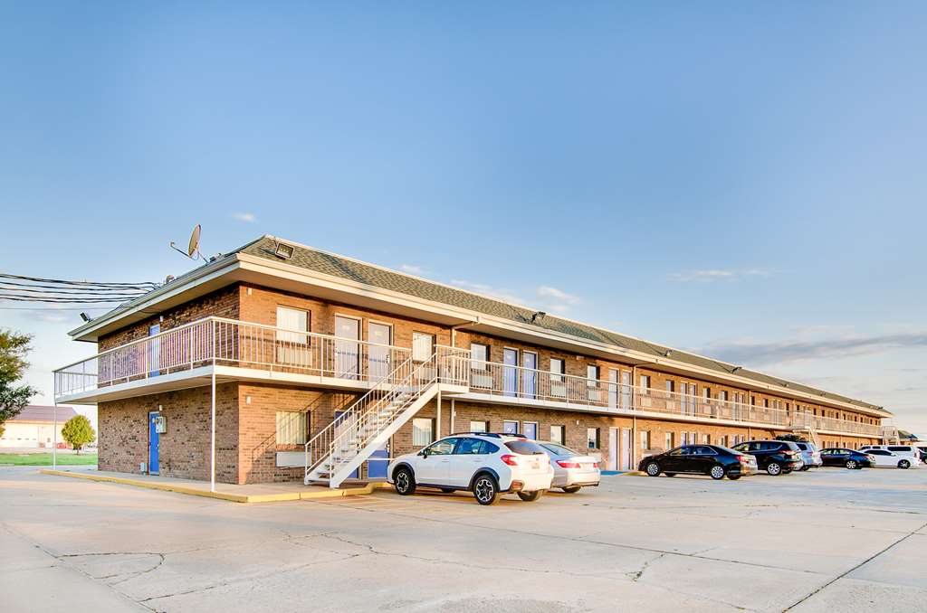 Motel 6 Salina KS - photo 6