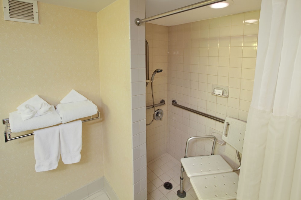 DoubleTree by Hilton Mahwah - photo 17