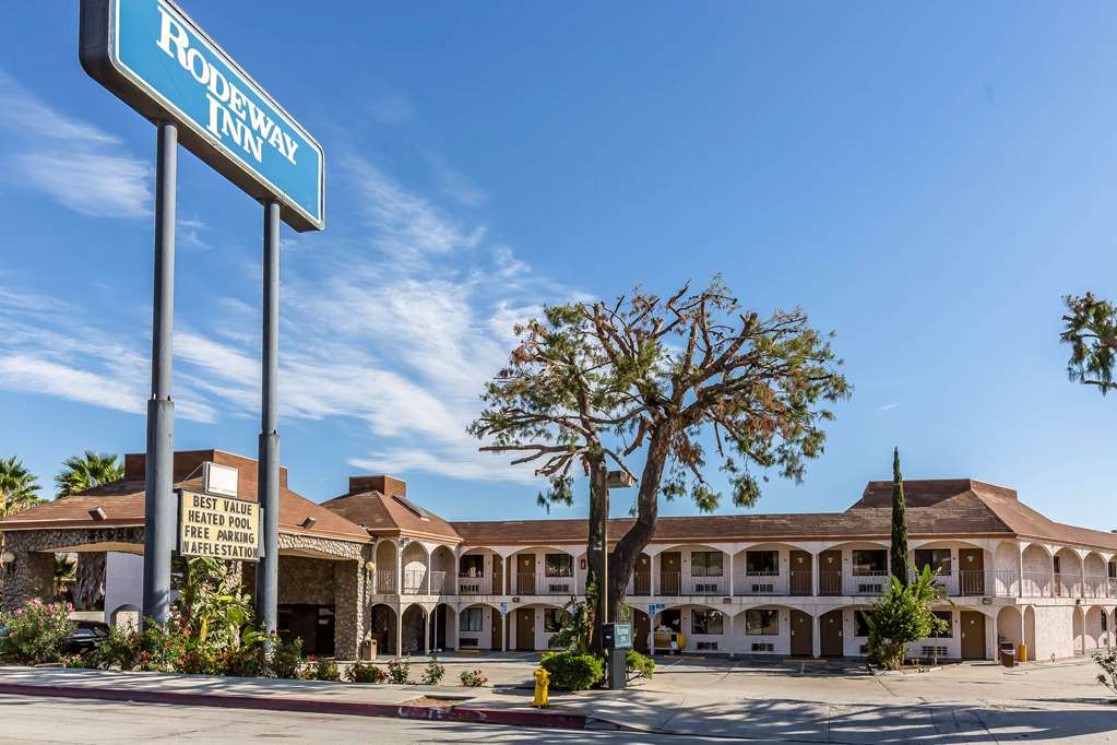 Rodeway Inn Magic Mountain Area - featured photo