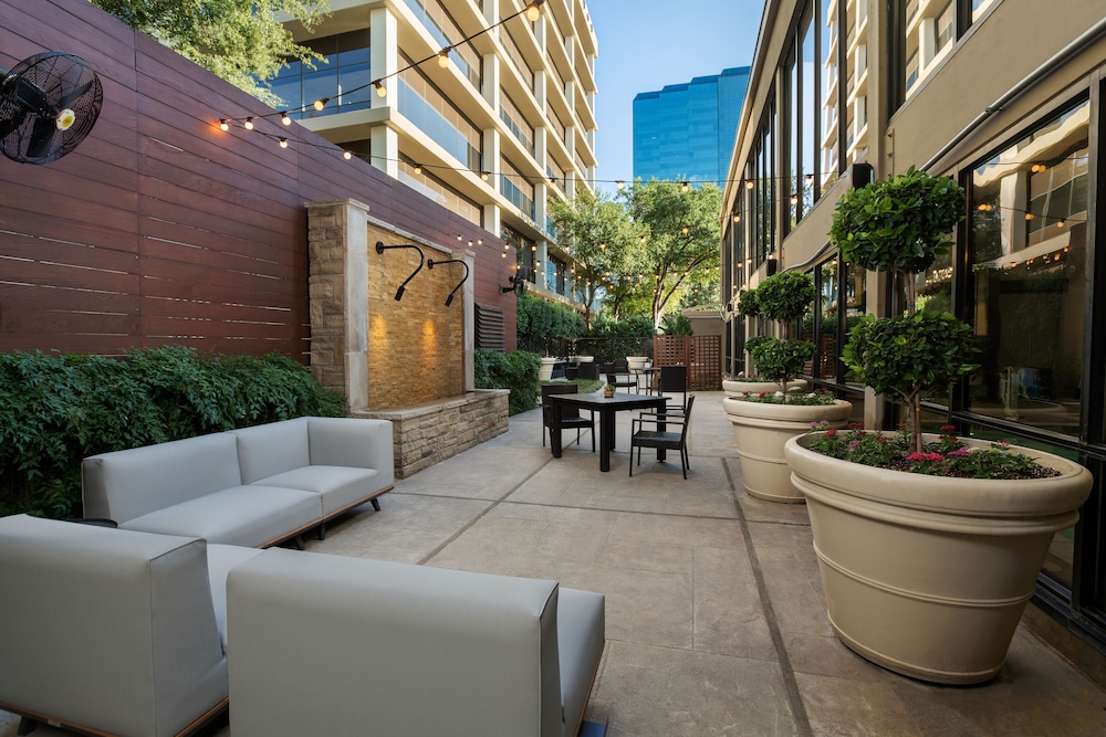 The Beeman Hotel - photo 51