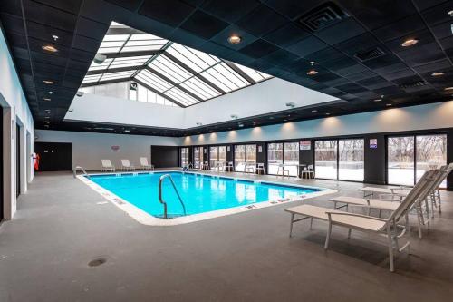 Baymont by Wyndham Meriden - photo 3