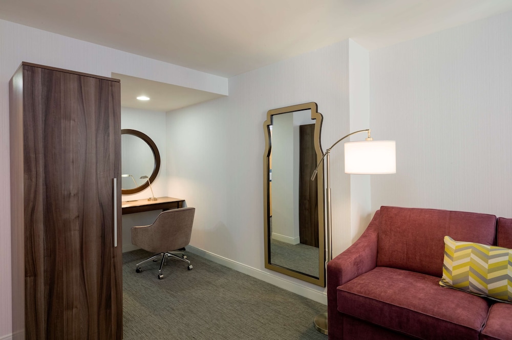 Hampton Inn Manhattan Times Square South - photo 24