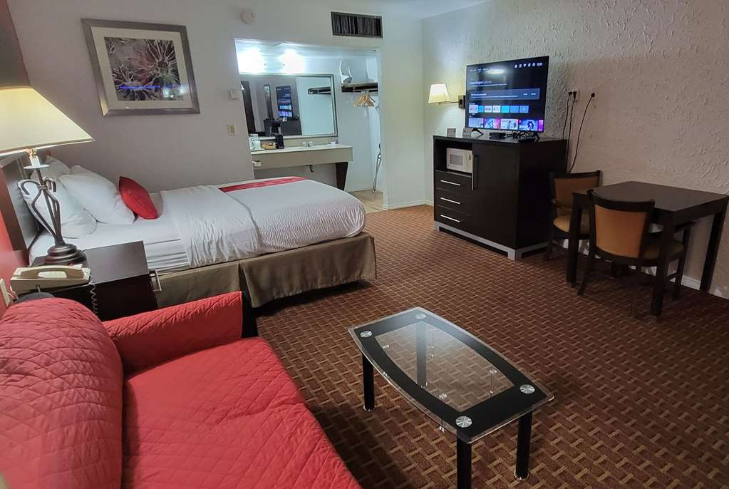 Ramada by Wyndham Mountain Home - photo 37