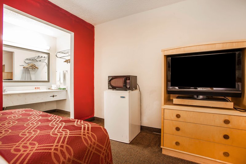 Motel 6 Nashville - photo 16