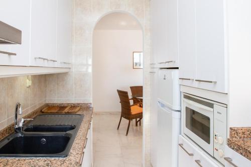 Atalaya Vista Marina — 4-Star Luxury Hotel in La Herradura, Spain