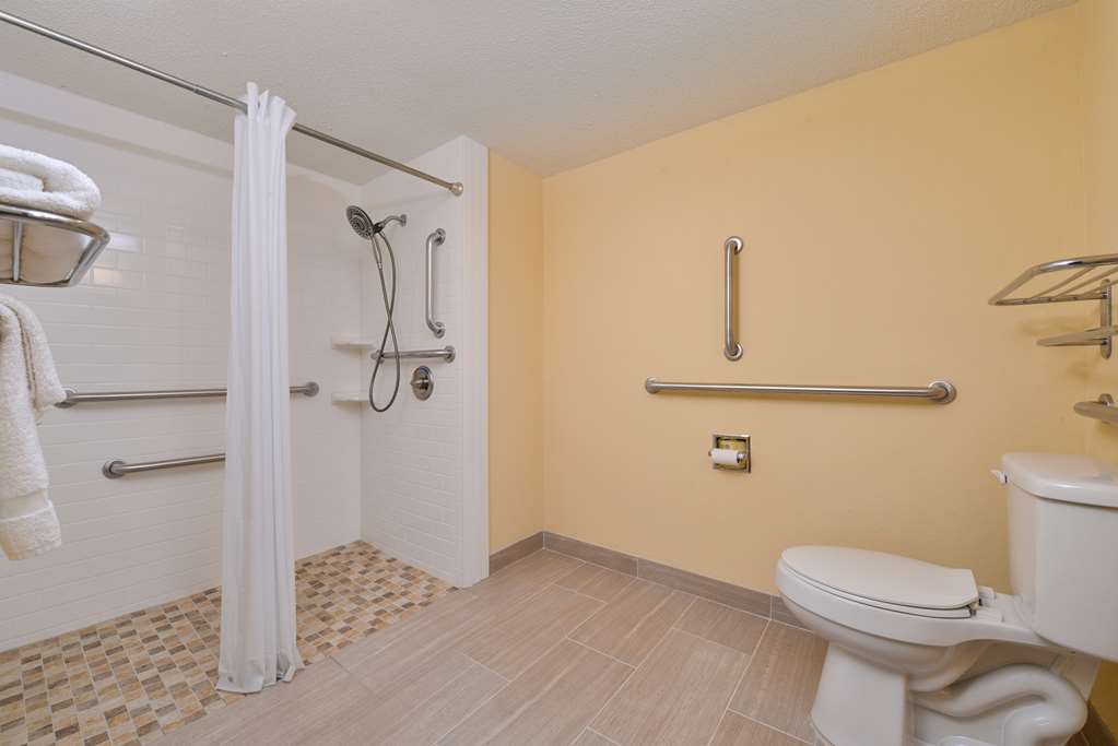 Americas Best Value Inn Tupelo Barnes Crossing - photo 23
