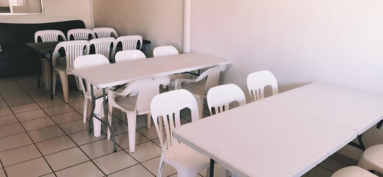Salon Y Habitaciones 783 pet-friendly hotel Rosarito