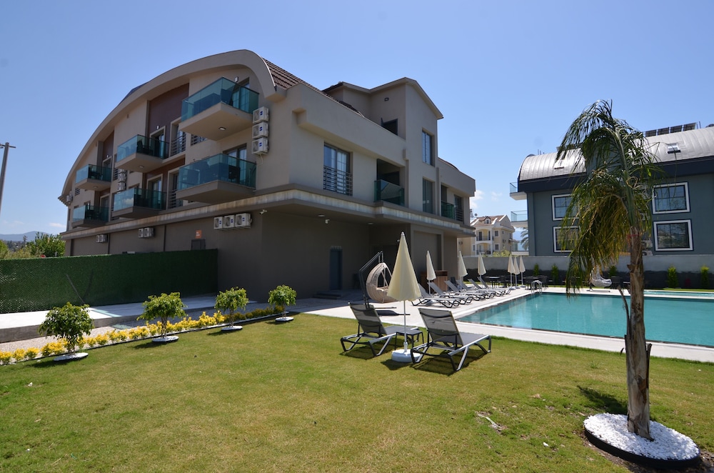 Mykonut Erna Apart Hotel — Fethiye