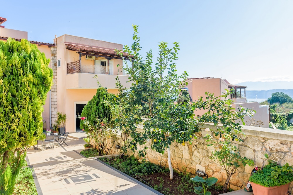 Andronikis House — 4-Star Luxury Hotel in Chania, Greece