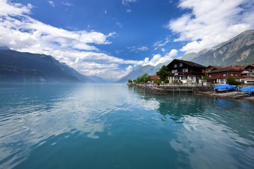 Chalet Romantica Carpe Diem Best View Best Location — 4-Star Luxury Hotel in Brienz, Switzerland