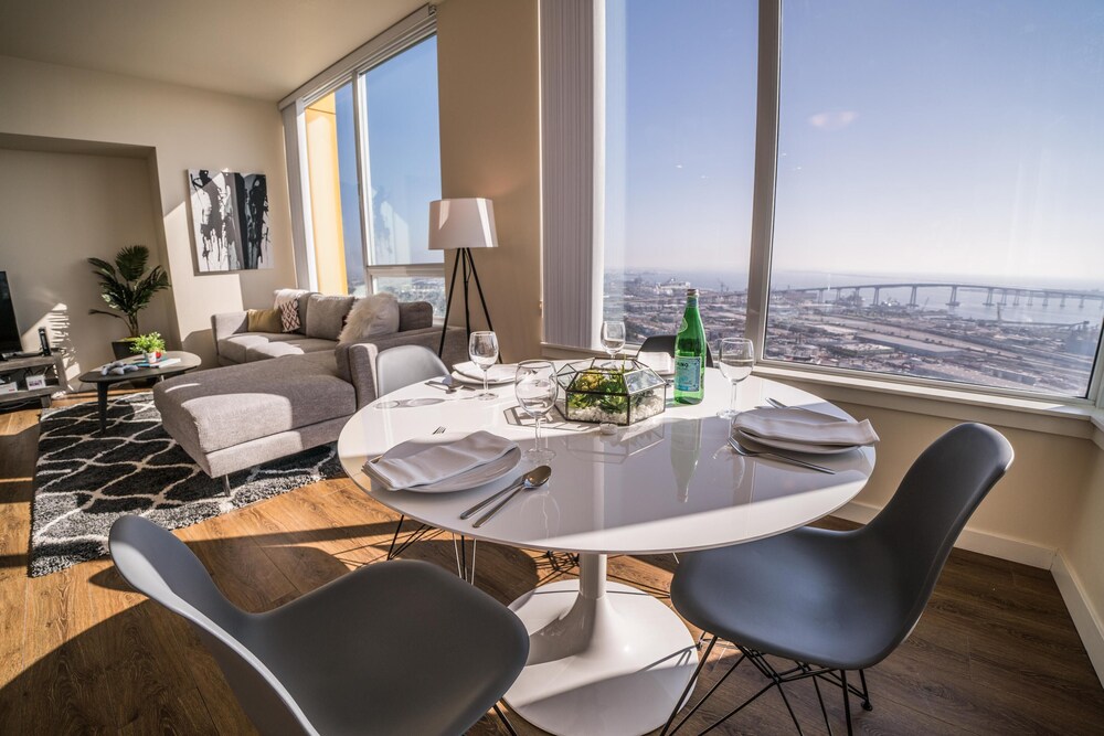 Ocean View IV by AvantStay High Rise in DT w City & Ocean Views - photo 7