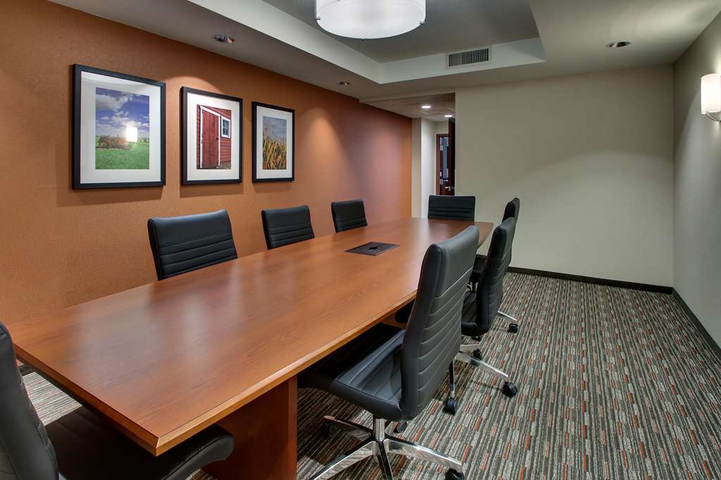 Drury Inn & Suites Iowa City Coralville - photo 23