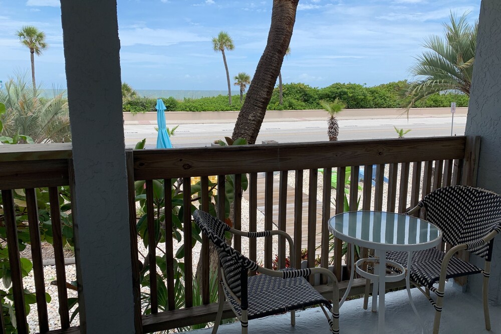 Sabal Palms Inn - photo 43