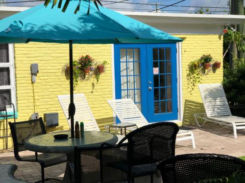 Calypso Inn Wilton Gay Male Resort - photo 7
