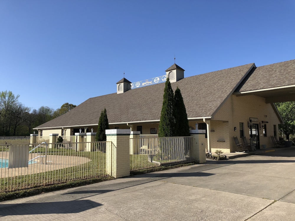 Riverwood Inn of Glenwood - photo 19