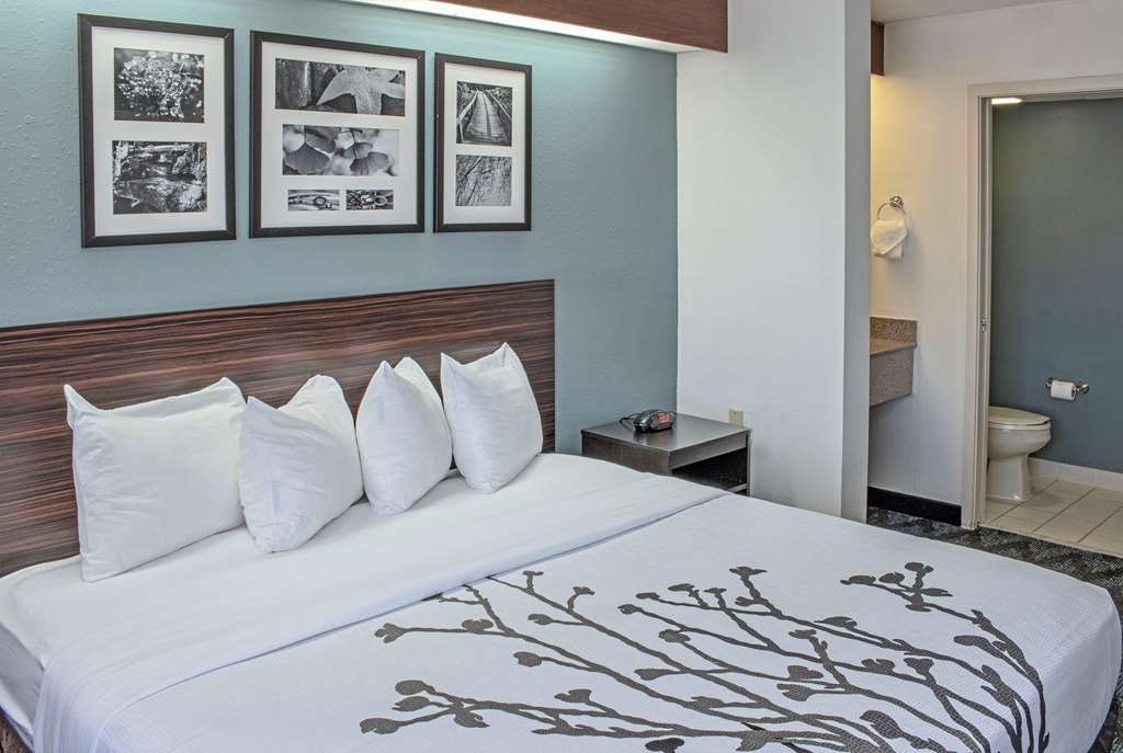 Sleep Inn Lake Wright Norfolk Airport - photo 18