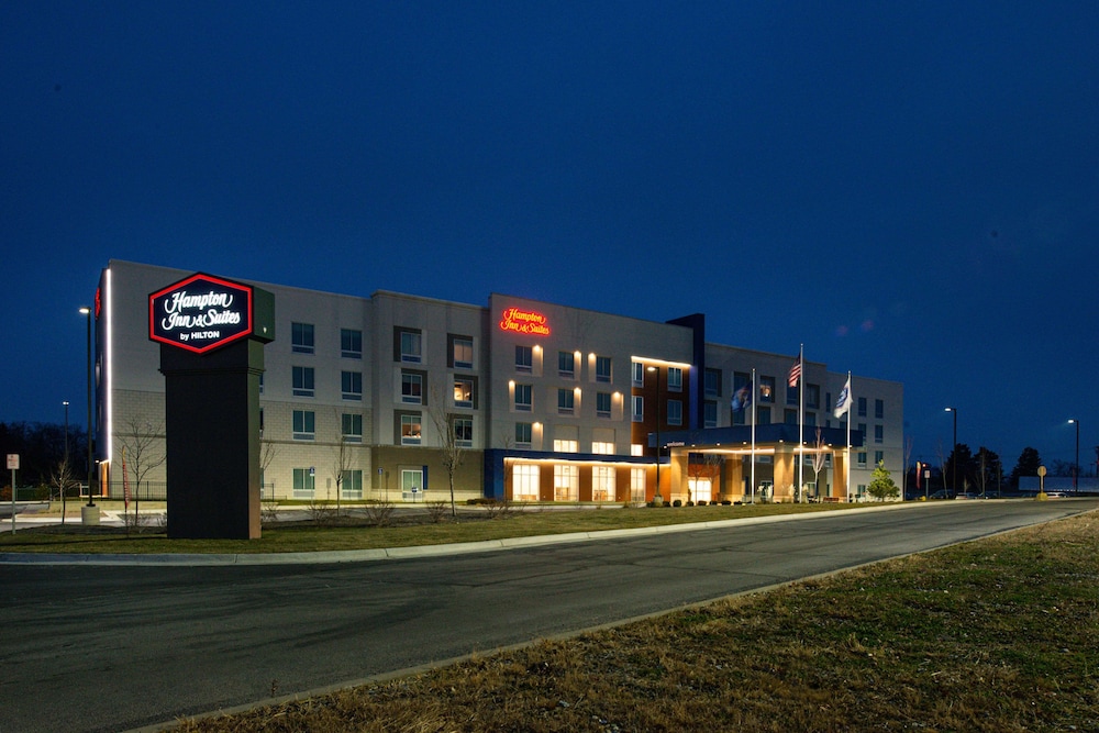 Hampton Inn & Suites Adrian - photo 68