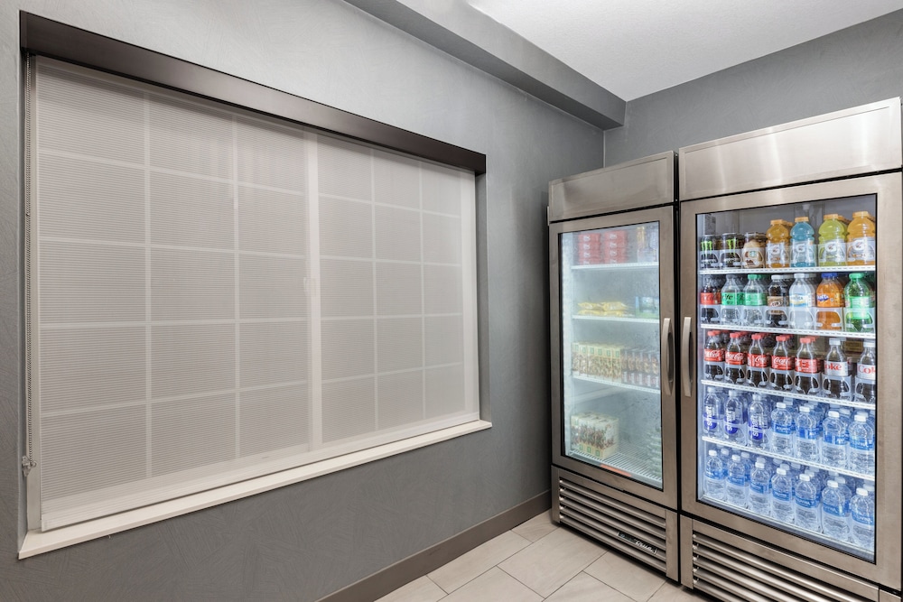 Holiday Inn Express Hotel & Suites Portland Jantzen Beach by IHG - photo 90