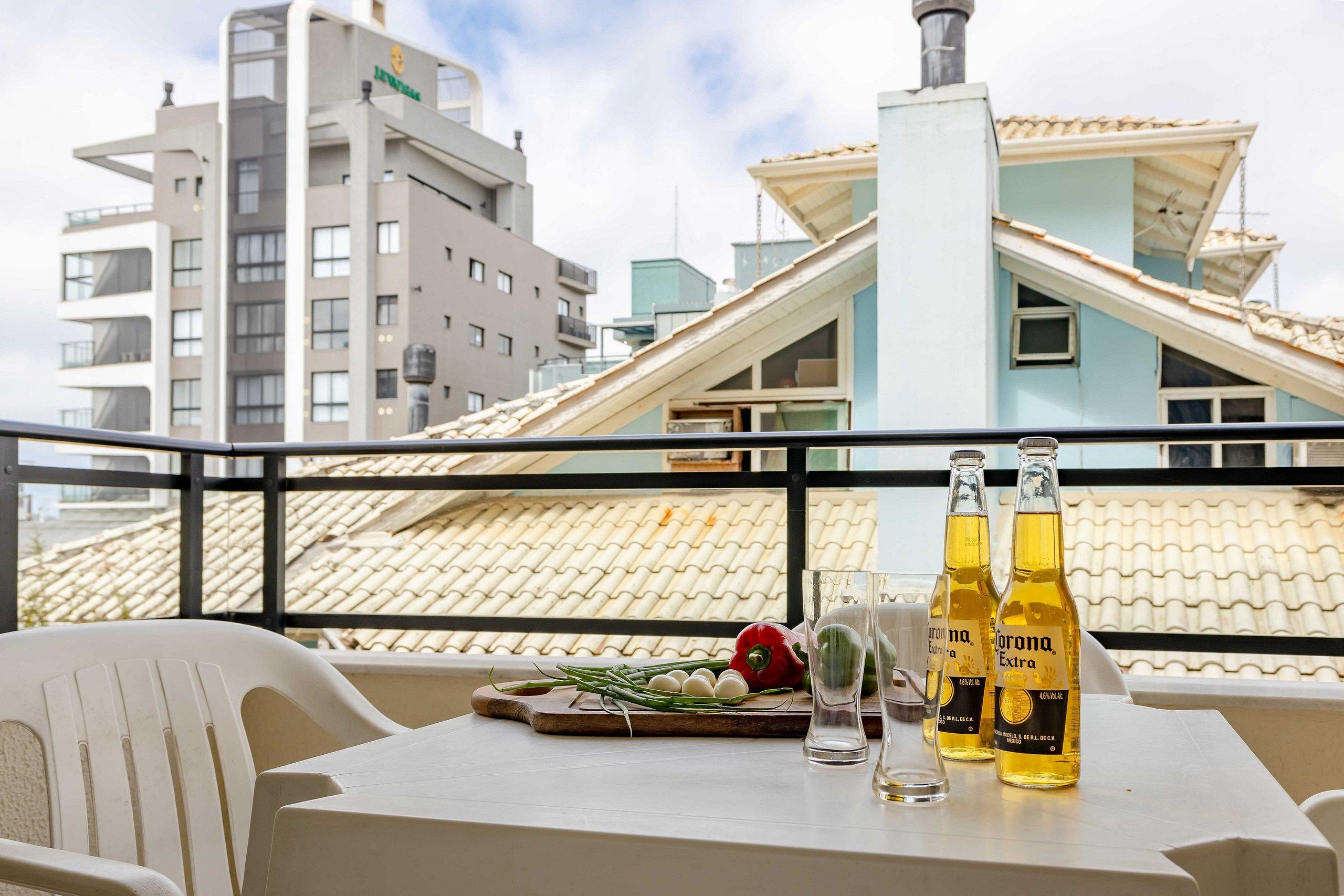 Excelente Apartamento em Bombas 3 dormitórios