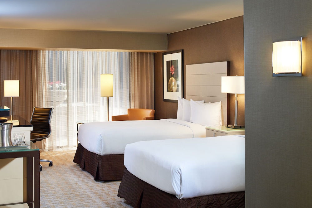 Hilton Los Angeles Airport - photo 7