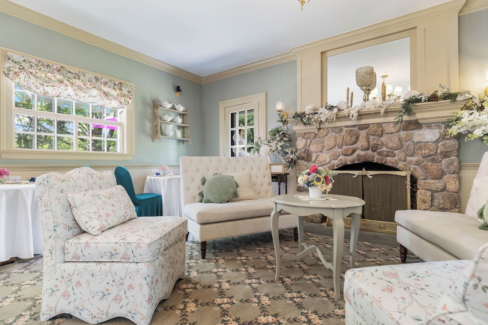 Westbrook Inn B&B - photo 3