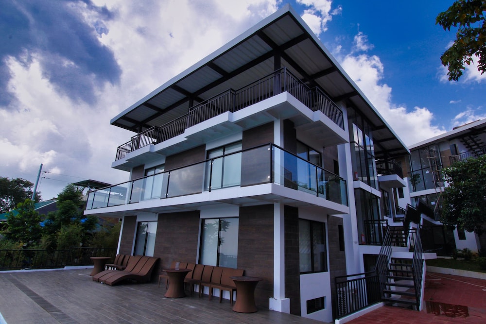 Bituin sa Tala - carbon neutral hotel in Orani