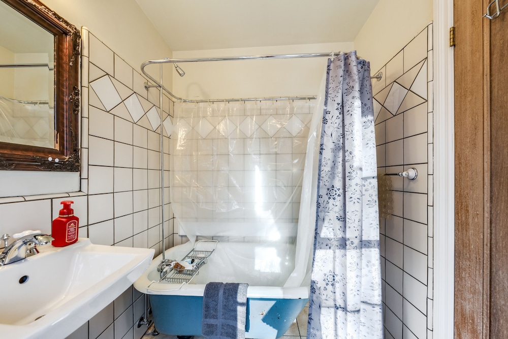 The Dutch Flat Hotel - photo 90