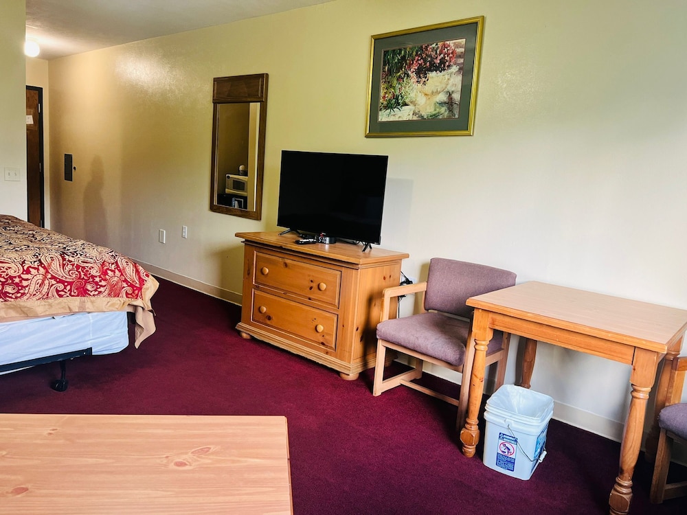 Villa Inn Motel - photo 25