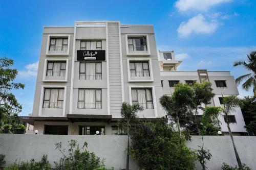 Collection O Shirdi in Shirdi, India