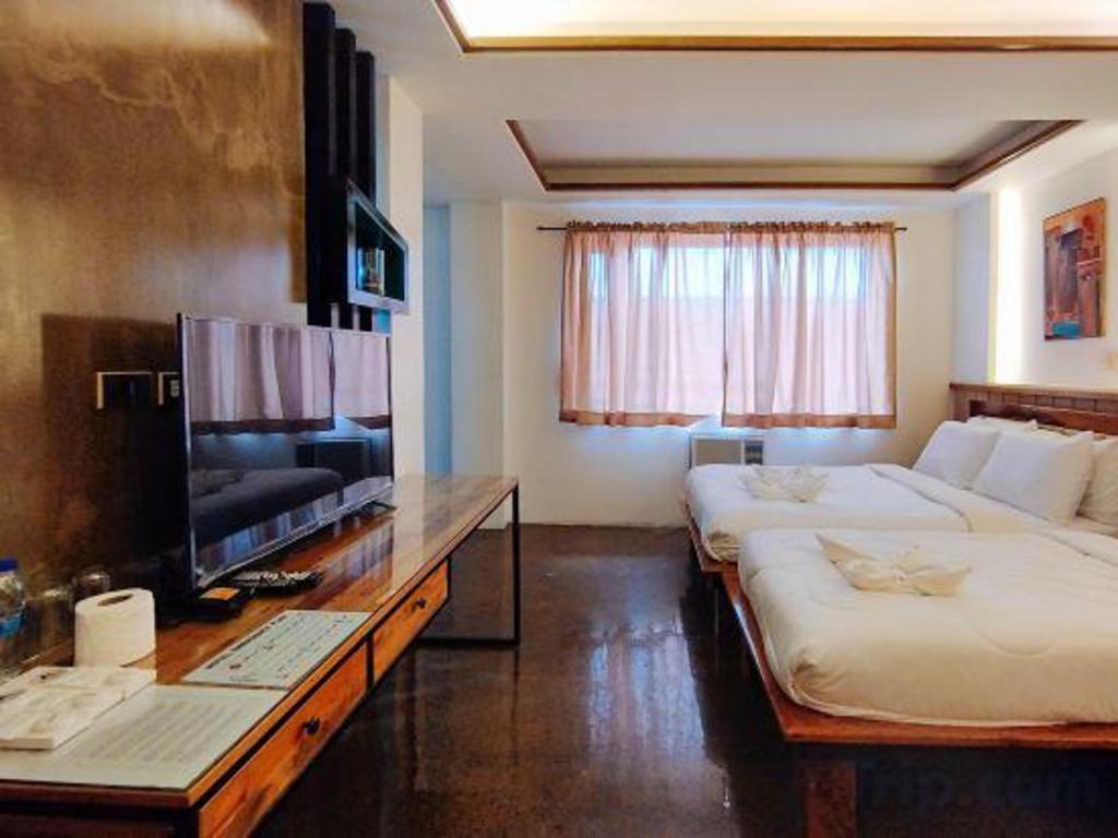 Estancia Roadside Inn by RedDoorz — hotel in Estancia