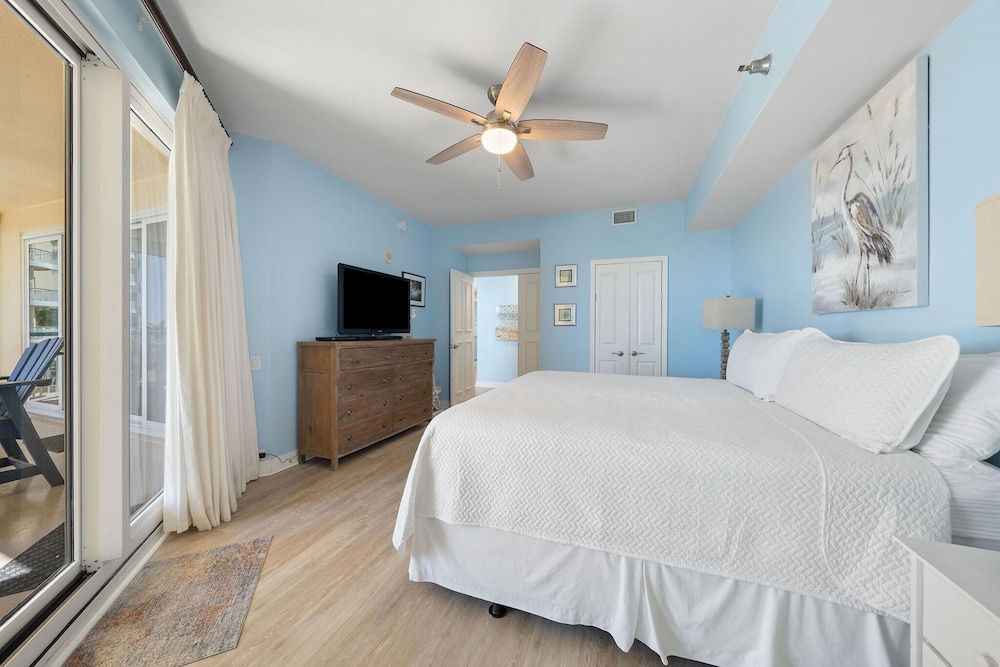 Beach Colony Tower 2C - photo 14