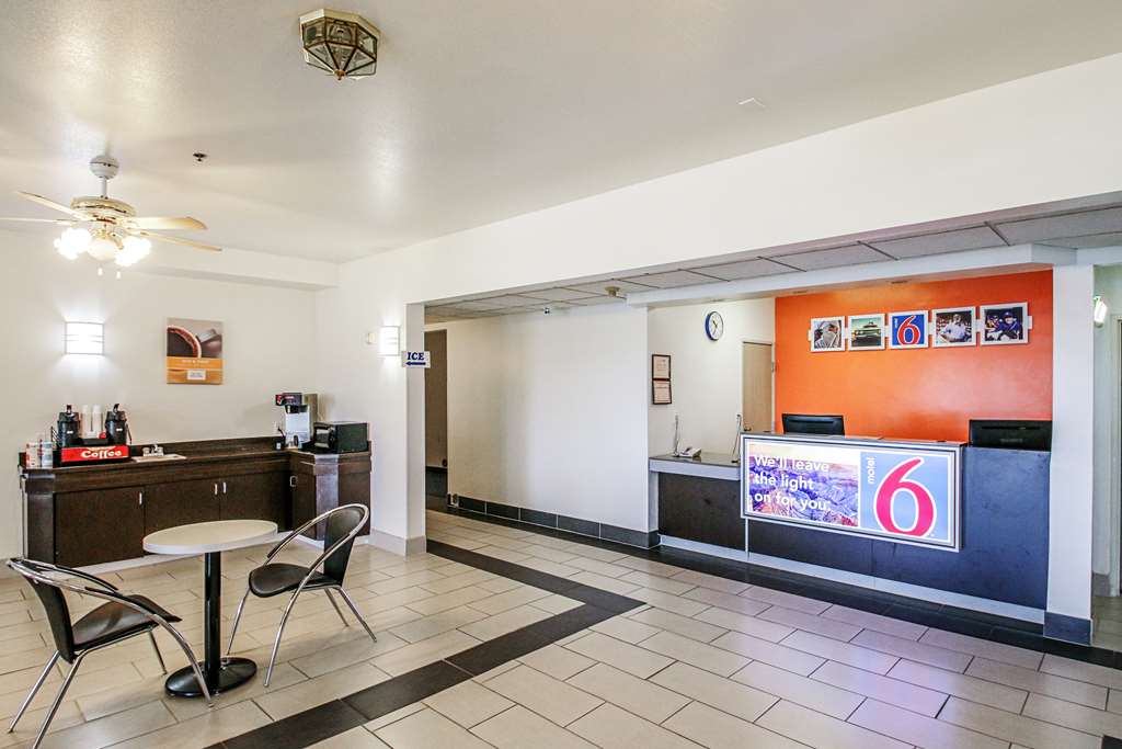 Motel 6 Nephi UT - photo 25