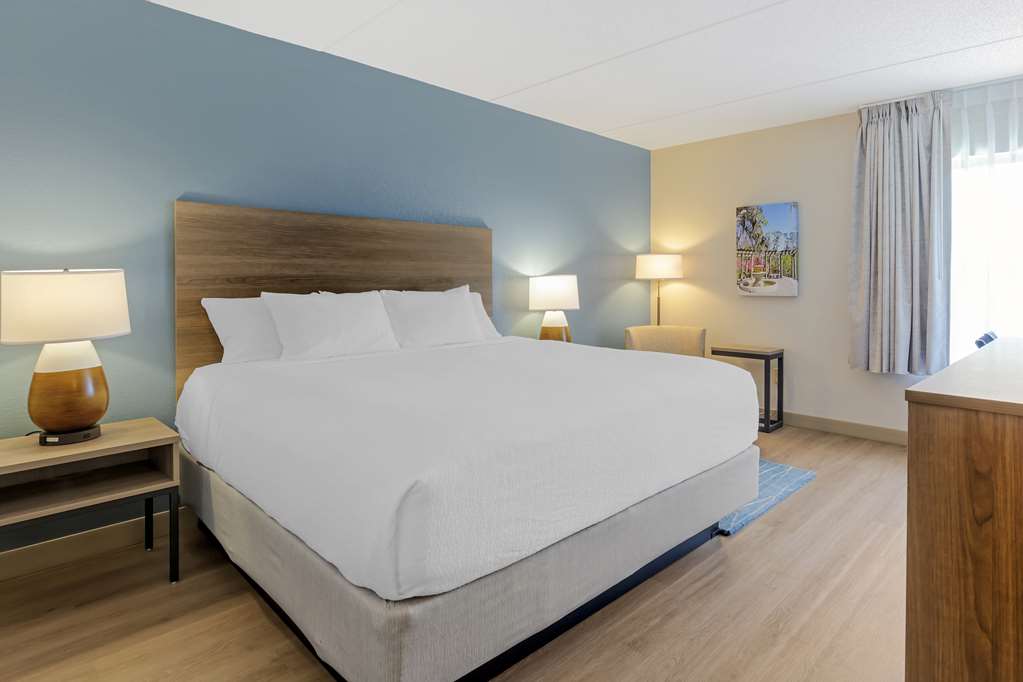 Best Western Plus Wilmington Wrightsville Beach - photo 4