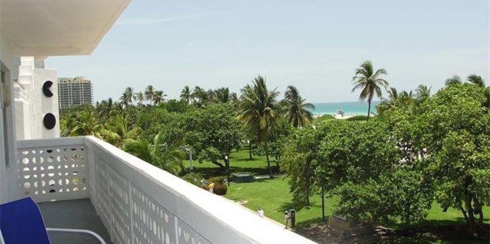 Strand Ocean Drive Suites - photo 45