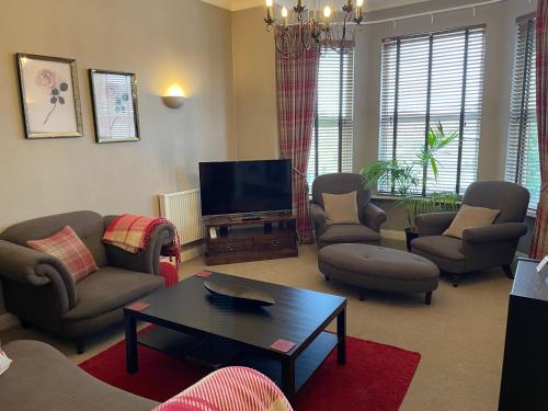 Number 10 service apartment Danes — 4-Star Luxury Hotel in Southampton, United Kingdom