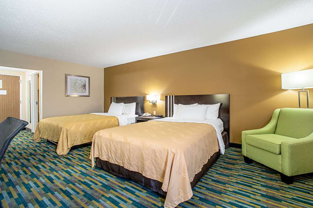 Quality Inn Near Six Flags St. Louis - photo 17