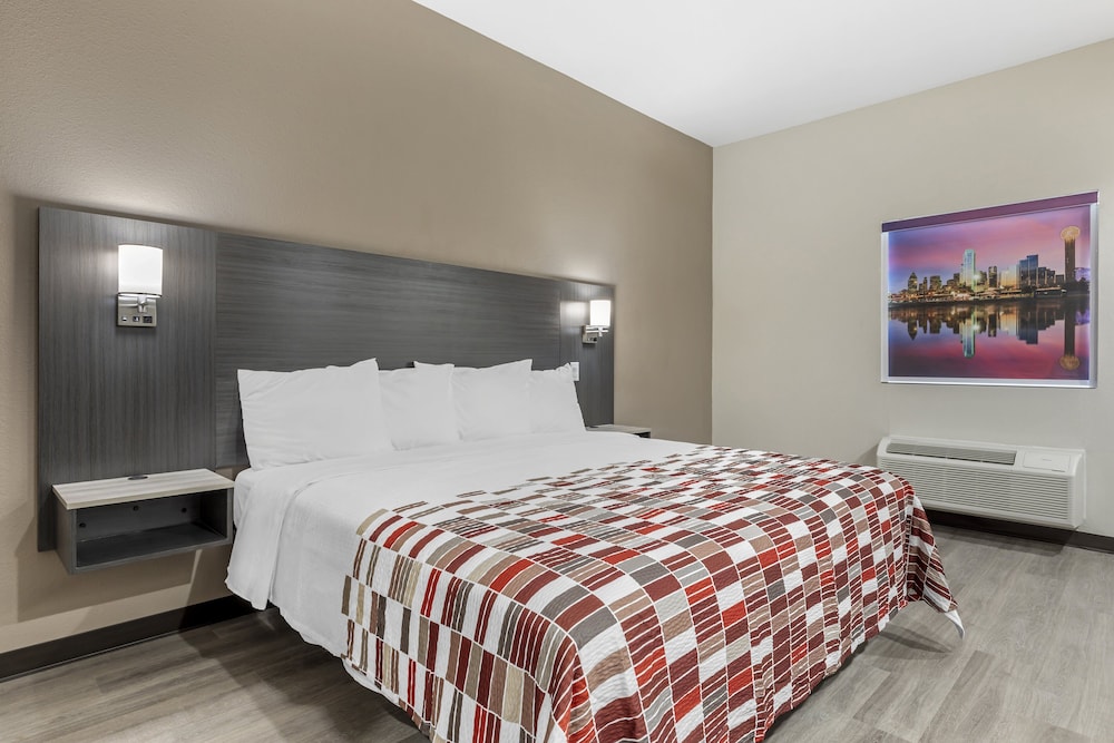 Red Roof Inn Hutchins - photo 11