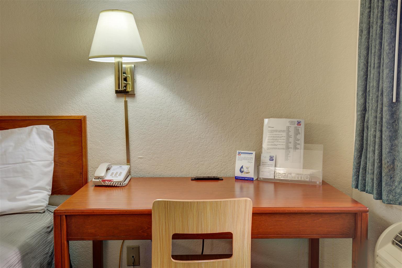 Good Nite Inn Sylmar - photo 11