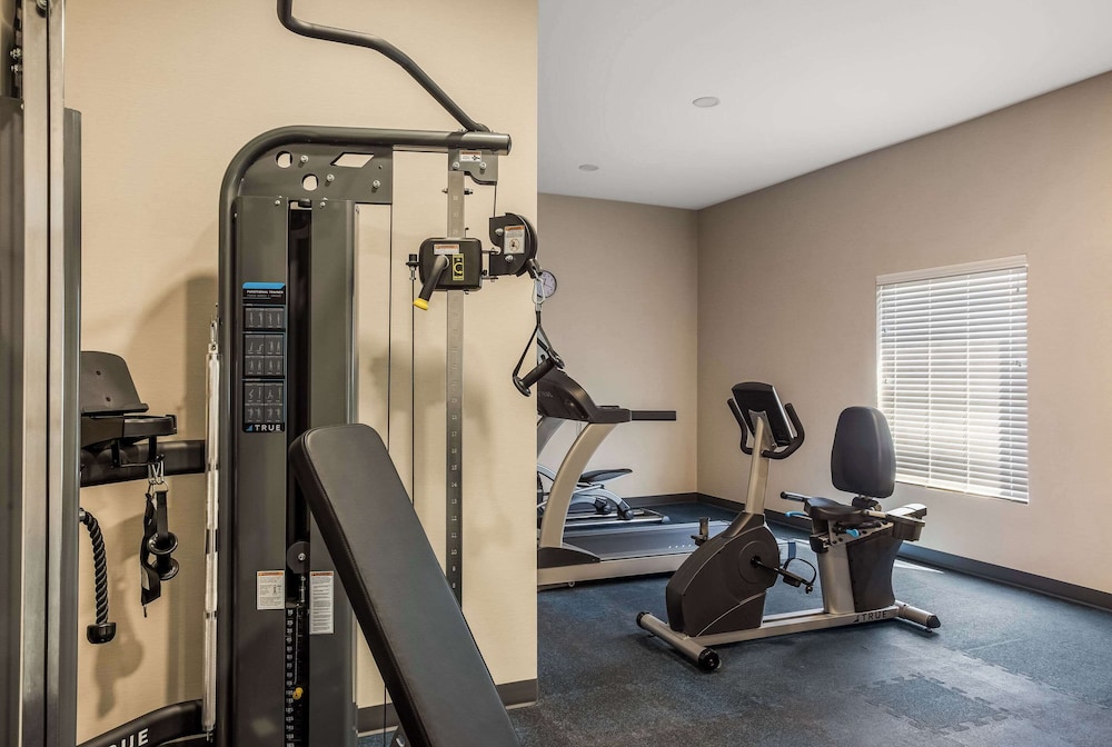 MainStay Suites Bourbonnais Kankakee - photo 25