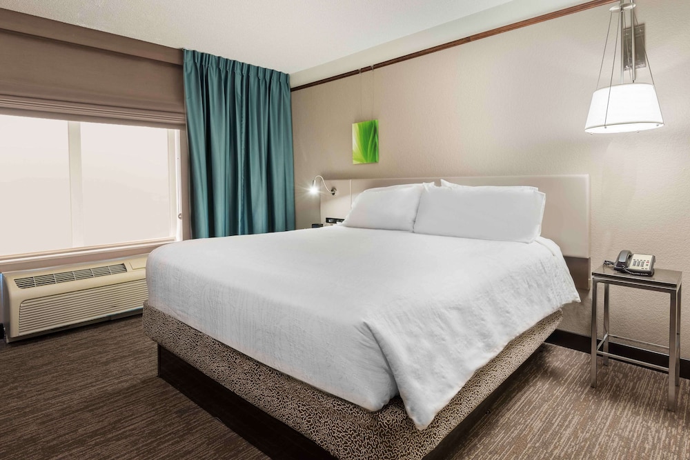 Hilton Garden Inn Wilmington Mayfaire Town Center - photo 16