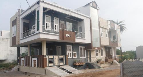 Sukh Sagar Homestay — 4-Star Luxury Hotel in Chittaurgarh, India