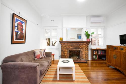 St Kilda Slumber — 4-Star Luxury Hotel in Melbourne, Australia