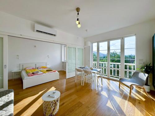 BrightlyApartment — 4-Star Luxury Hotel in Budapest, Hungary